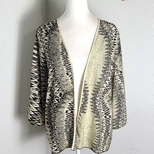 Tea n Rose Beige & Black Cardigan with Lace Down the Center Back, Size Medium
